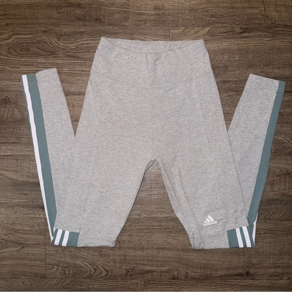 Adidas Heather Gray and Teal Workout Set - Picture 4 of 6
